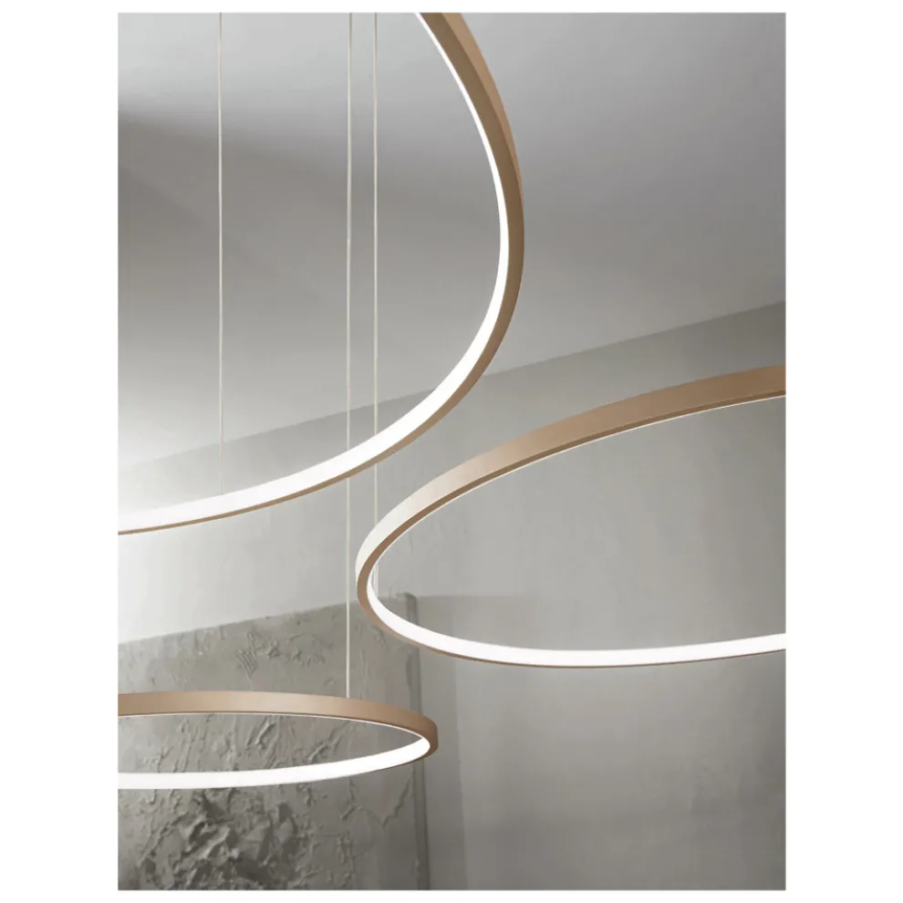 Kronleuchter mit 2 oder 3 horizontalen runden LED-Leuchten aus lackiertem Metall – Maulbeere