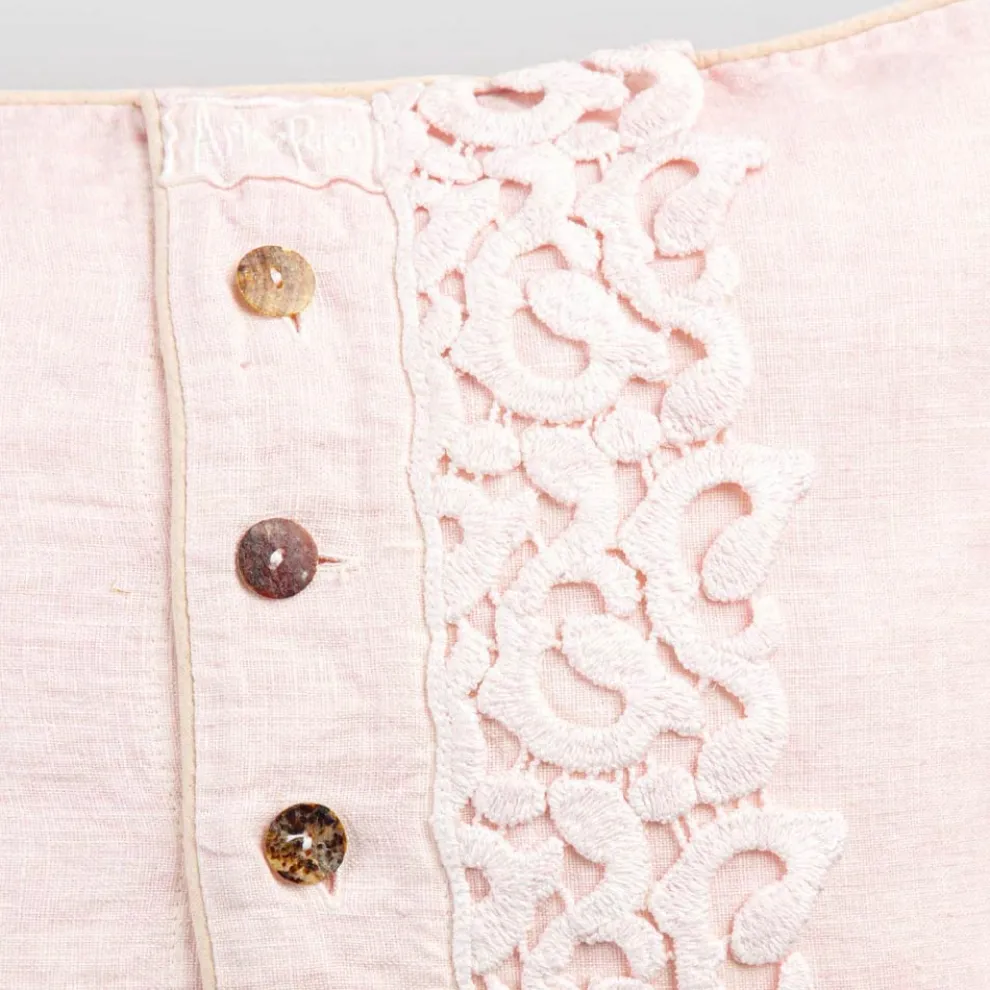 Kissenbezug aus farbigem Leinen, Poema Lace und italienischen Luxuspaspeln - Stego