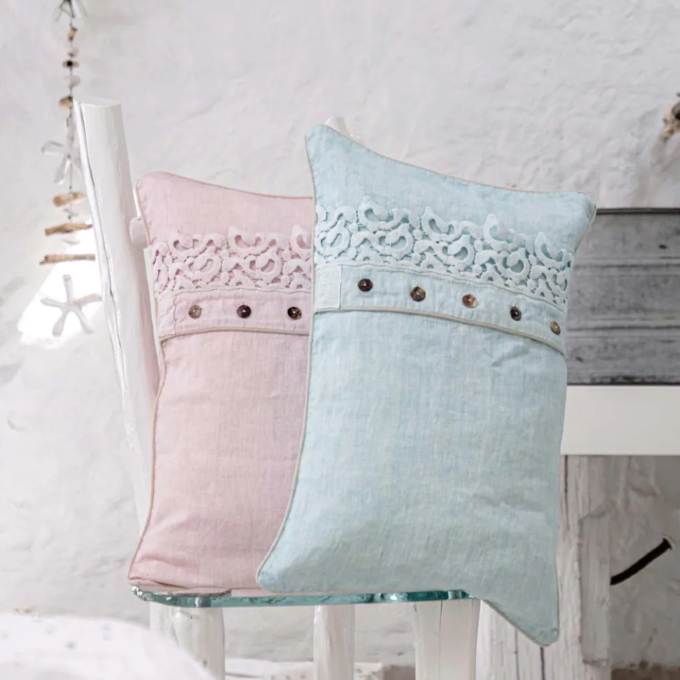 Kissenbezug aus farbigem Leinen, Poema Lace und italienischen Luxuspaspeln - Stego