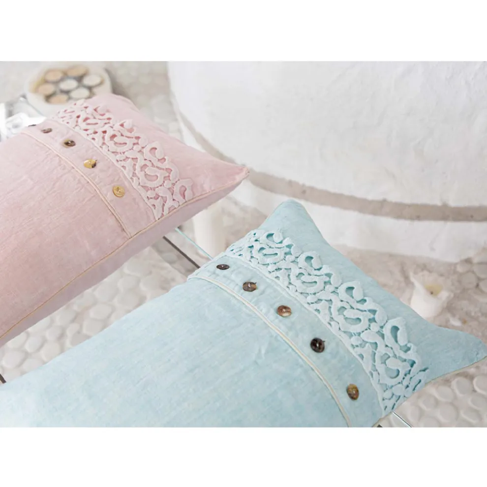 Kissenbezug aus farbigem Leinen, Poema Lace und italienischen Luxuspaspeln - Stego