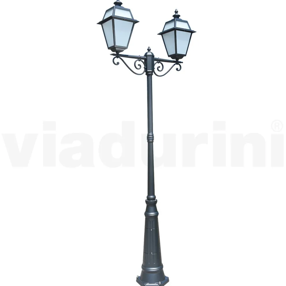 Laternenpfahl mit 2 Lichtern im Vintage-Stil aus Aluminium und Glas, hergestellt in Italien – Vivian