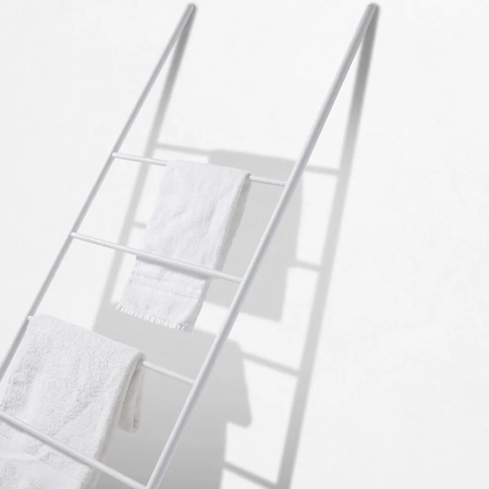 Leiter mit fünf Sprossen aus schwarzem oder weißem Metall - Ufo