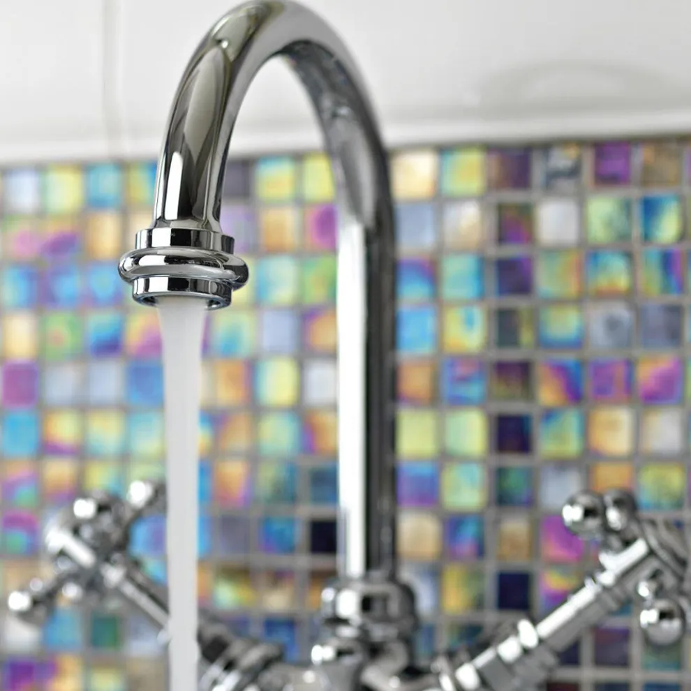 1-Loch-Waschtischmischer mit hohem Auslauf aus Vintage-Messing Made in Italy - Elisea