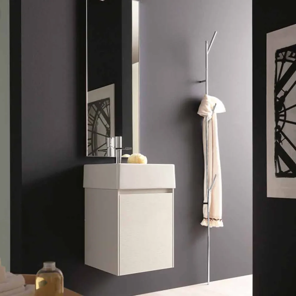 Modern Design Bodengarderobe in Weiß oder Chrom Metall - Kottac