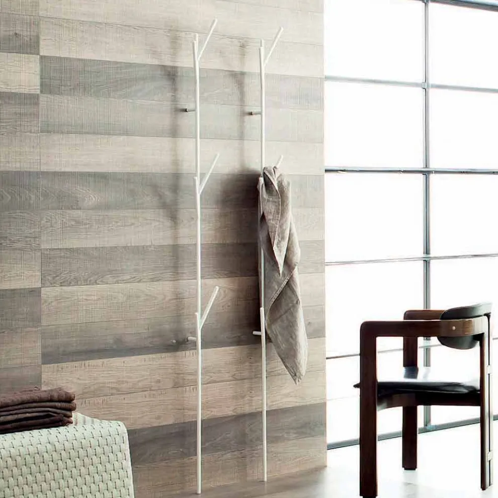 Modern Design Bodengarderobe in Weiß oder Chrom Metall - Kottac