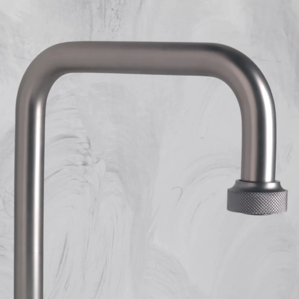 Moderne 3-Loch-Waschtischarmatur mit Ablaufgarnitur, hergestellt in Italien – Quito