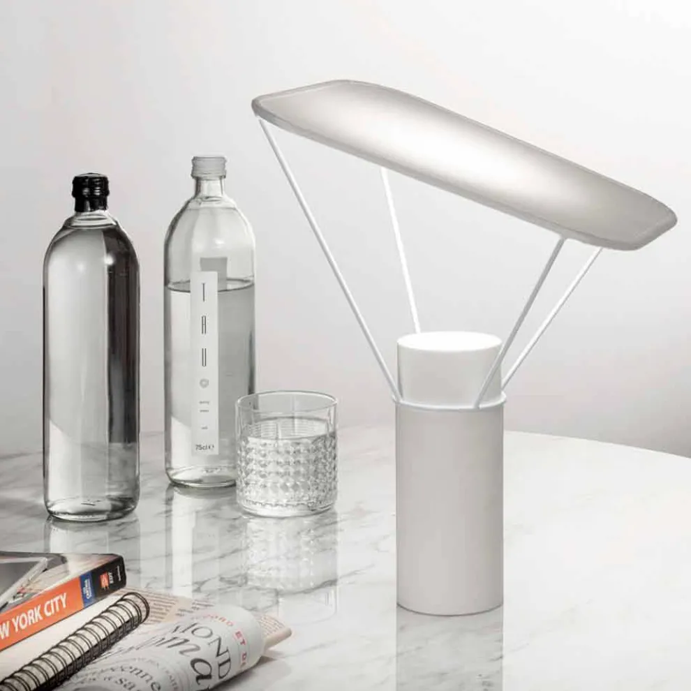 Moderne Tischlampe aus Harz und weißer Baumwolle Made in Italy - Fiera