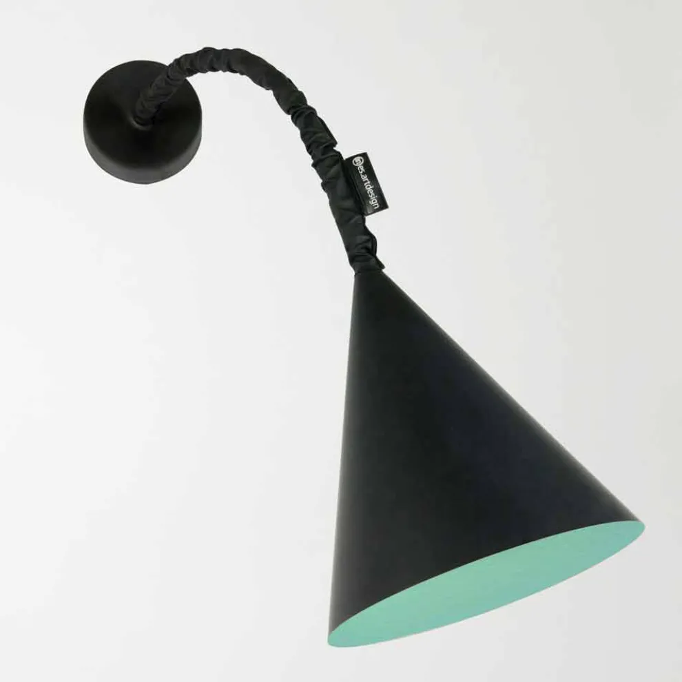 Moderne Wandleuchte In-es.artdesign Jazz mit Harztafel