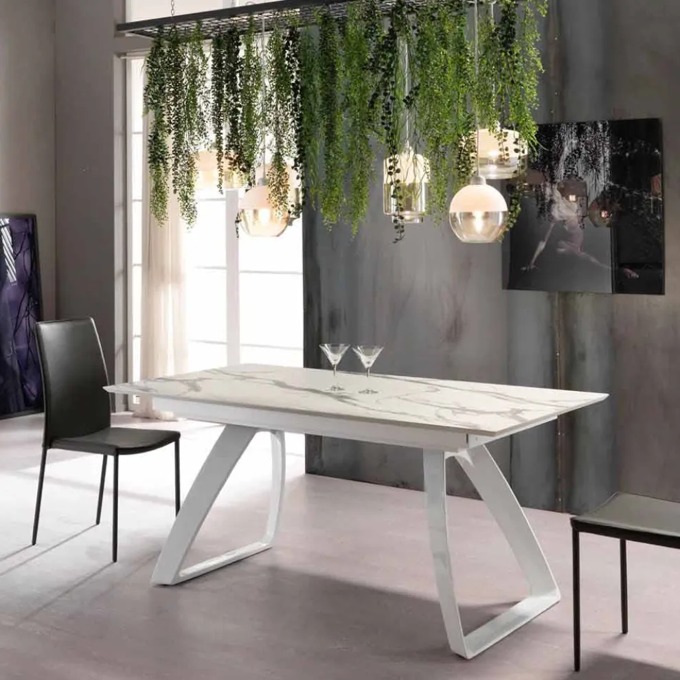 Moderner ausziehbarer Tisch bis 270 cm mit Metallbeinen Villongo