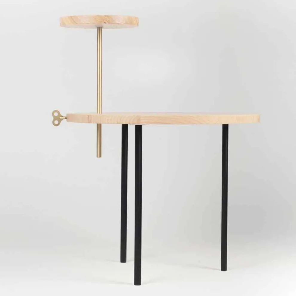 Moderner Couchtisch mit runder Eschenplatte Made in Italy - Velino