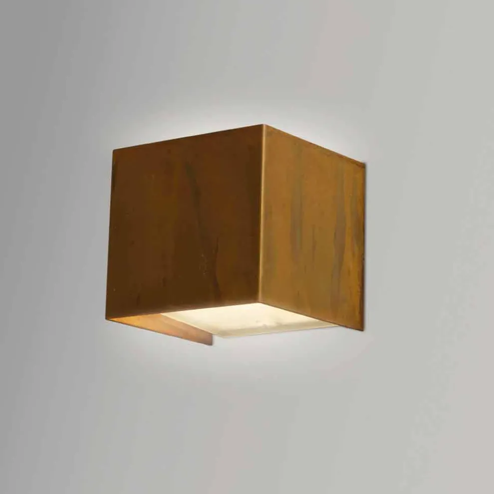 Modernes Design Messing Wandleuchte 9x H 9x th 9 cm Venere
