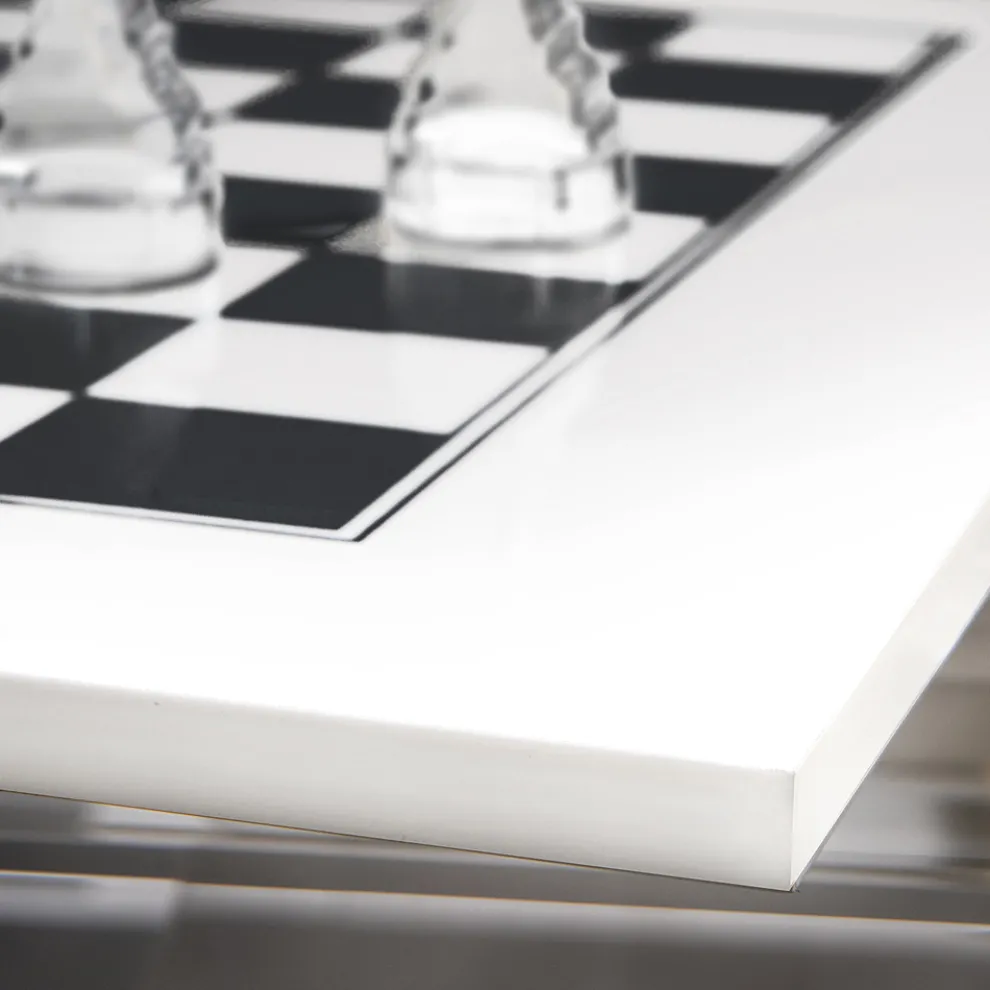 Modernes Schachbrett aus schwarzem oder weißem Plexiglas Made in Italy – Schachmatt