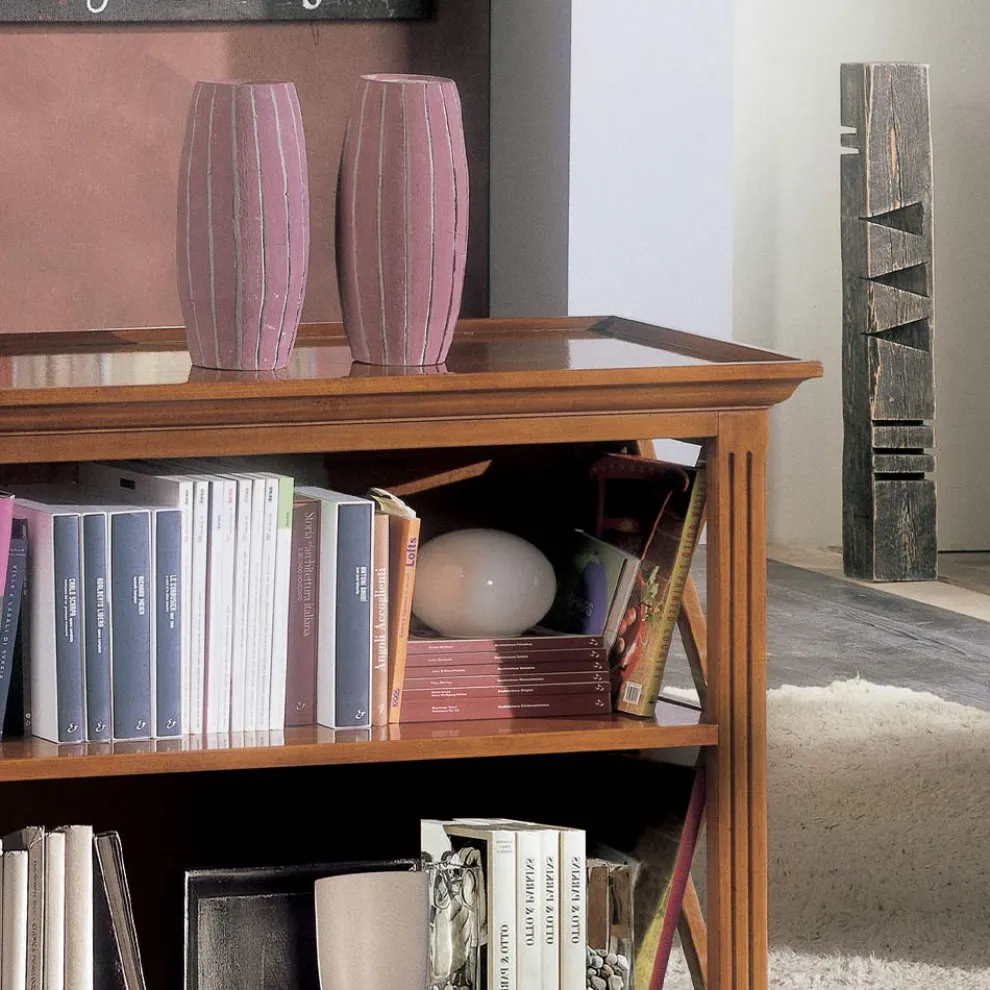 Niedriges Bücherregal mit Holzstruktur und offenen Fächern, hergestellt in Italien – Fauno