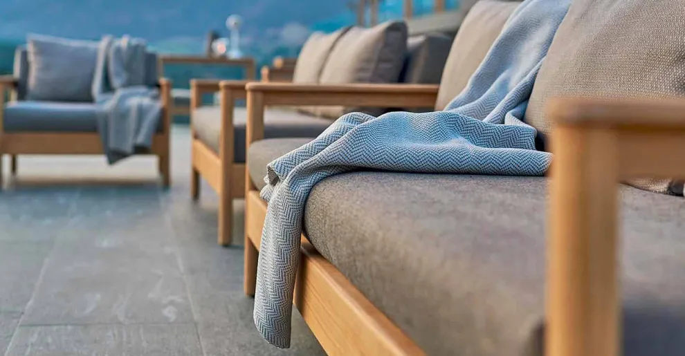 Modernes Outdoor-Sofa mit Kissen gepolstert Varaschin Bali