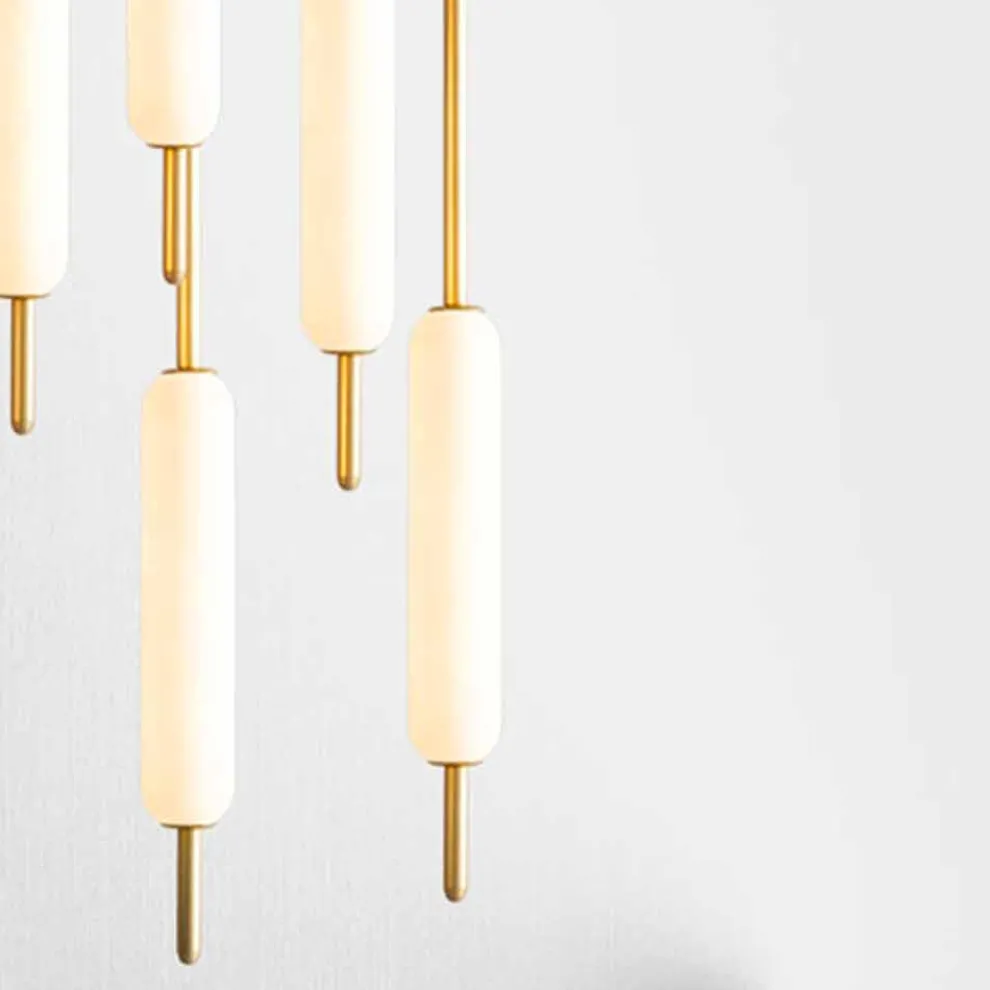 Pendelleuchte mit 1, 3 oder 6 Leuchten in Messing Modernes Design - Typha von Il Fanale