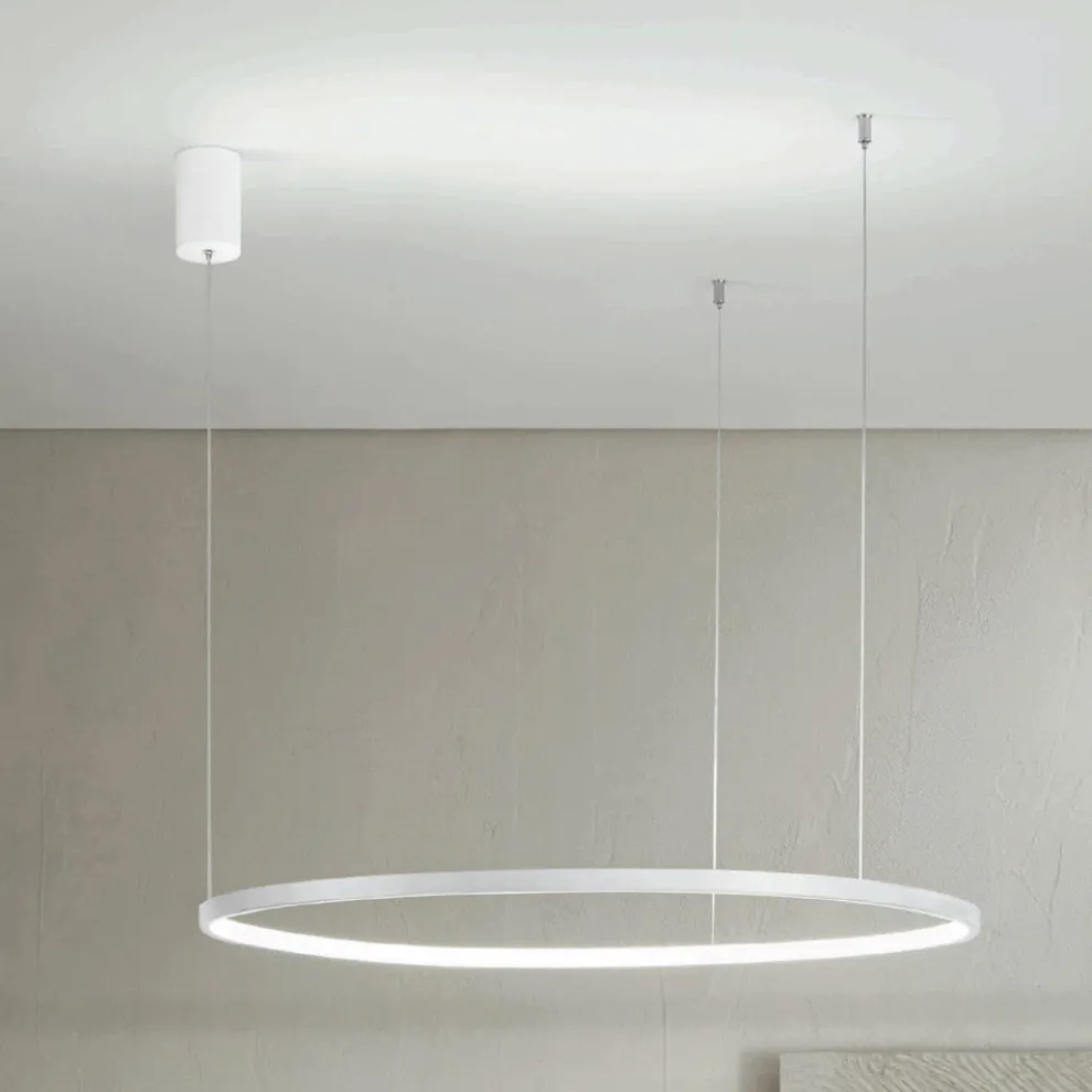 Pendelleuchte mit horizontaler runder LED-Leuchte aus Metall – Maulbeere