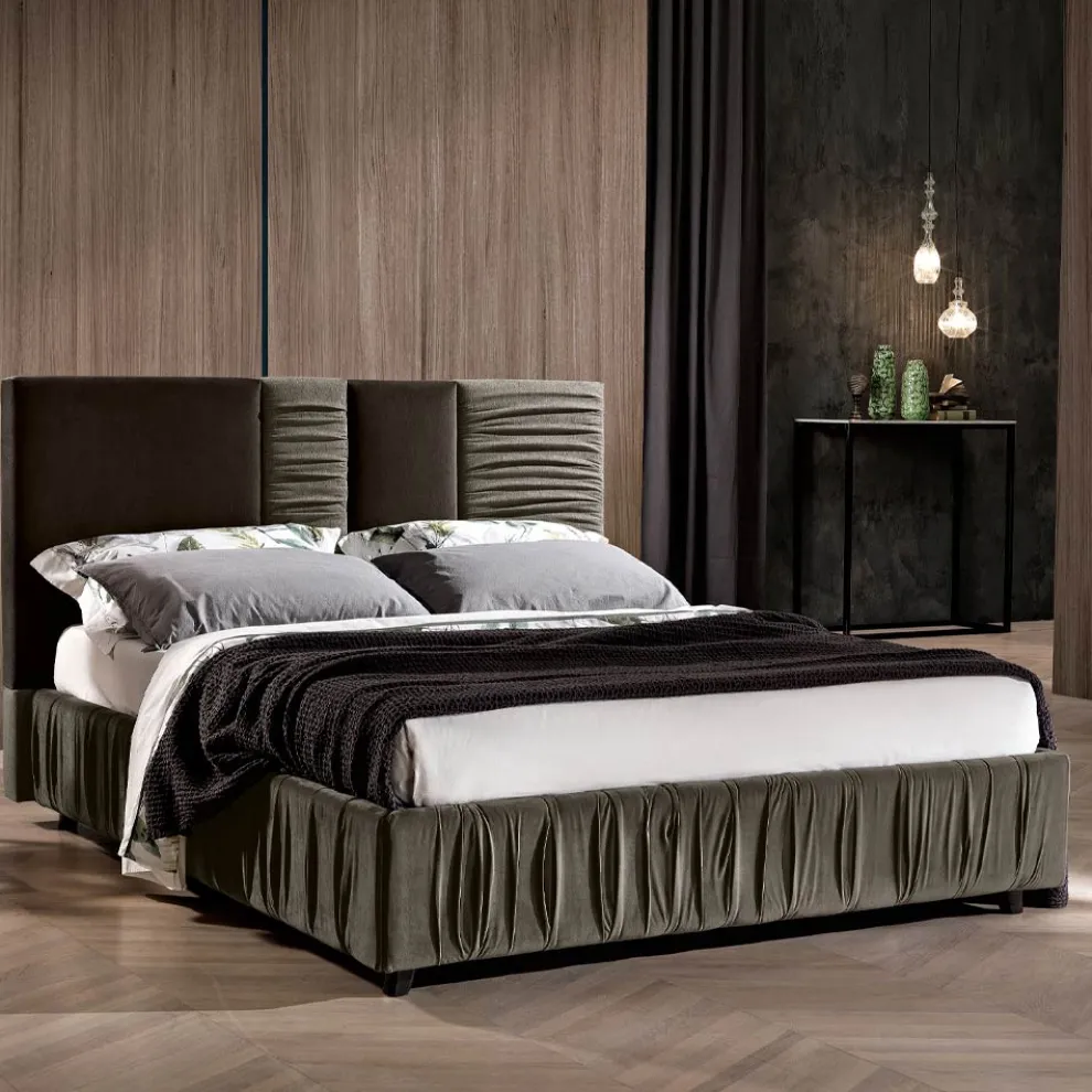Modernes gepolstertes Doppelbett mit Falten oder gestepptem Design - Thomas