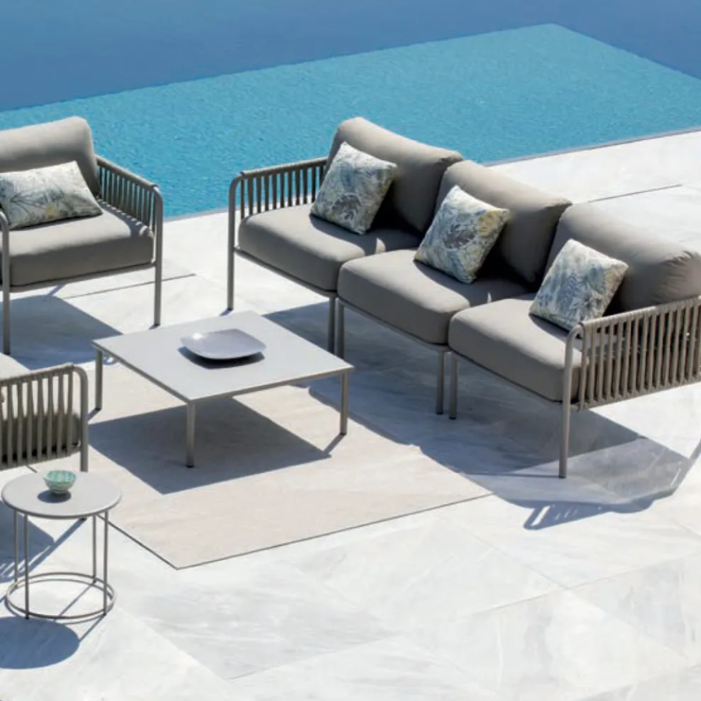 Outdoor-Sessel aus verzinktem Stahl und Seil mit Kissen, hergestellt in Italien – Helga