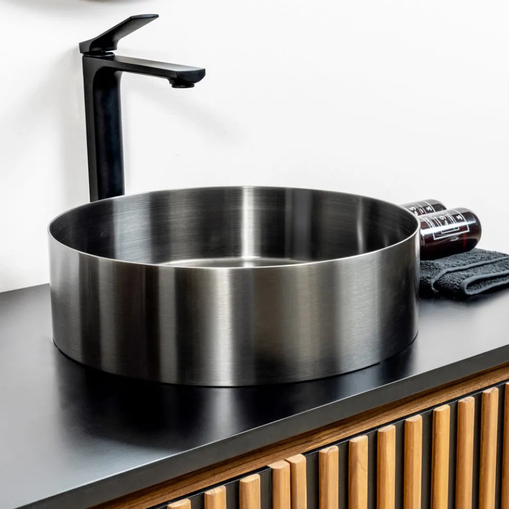 Rundes Aufsatzwaschbecken aus Edelstahl in verschiedenen Ausführungen – Fiordaliso