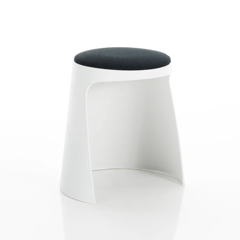 Set aus 2 Polypropylen-Hockern und Stoffsitz – Sardelle