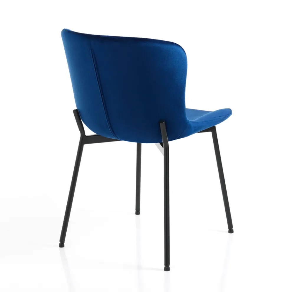 Set mit 4 Stoffstühlen und neigbaren Füßen – Dentice