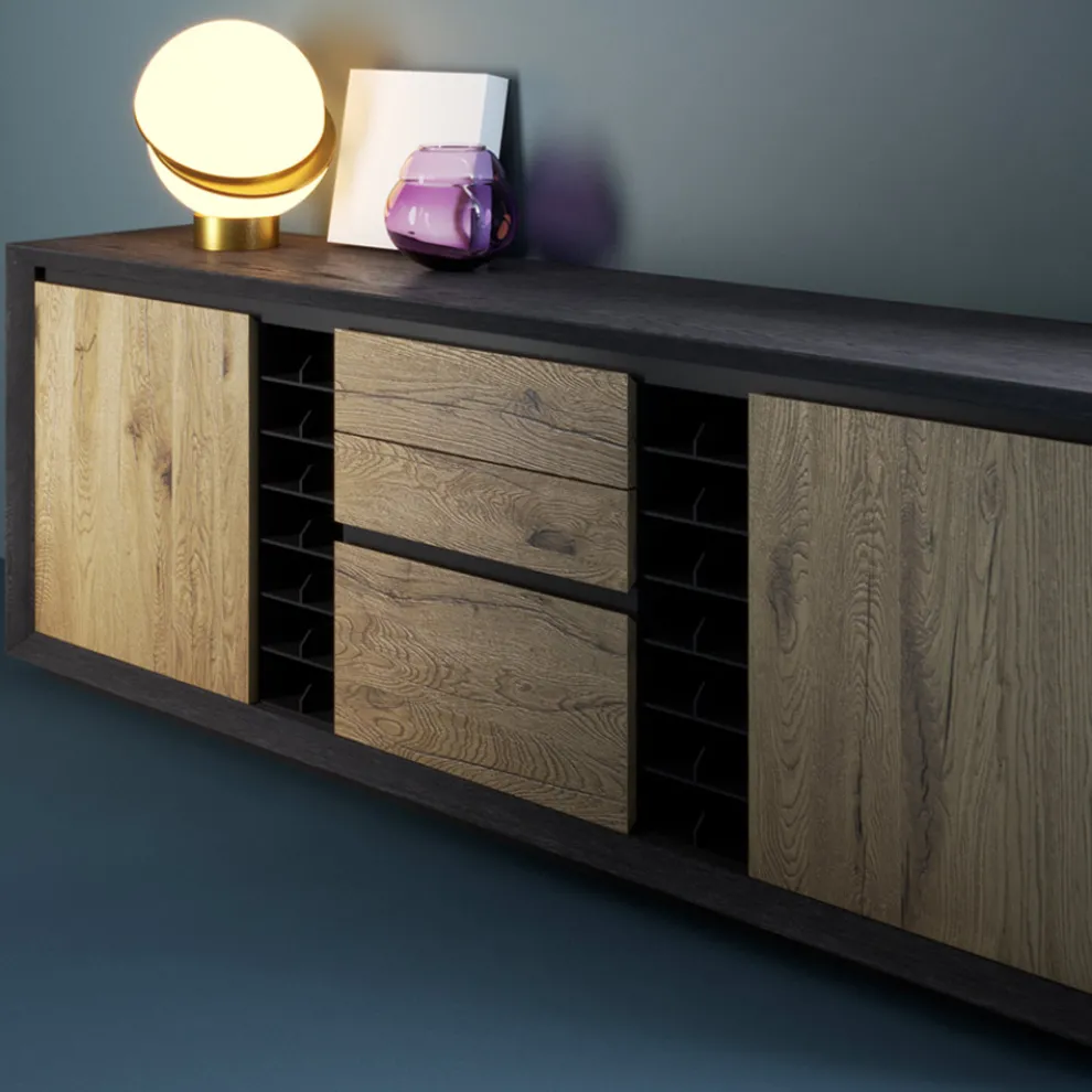 Sideboard furniert auf Pappelspanplatte, hergestellt in Italien – Leone