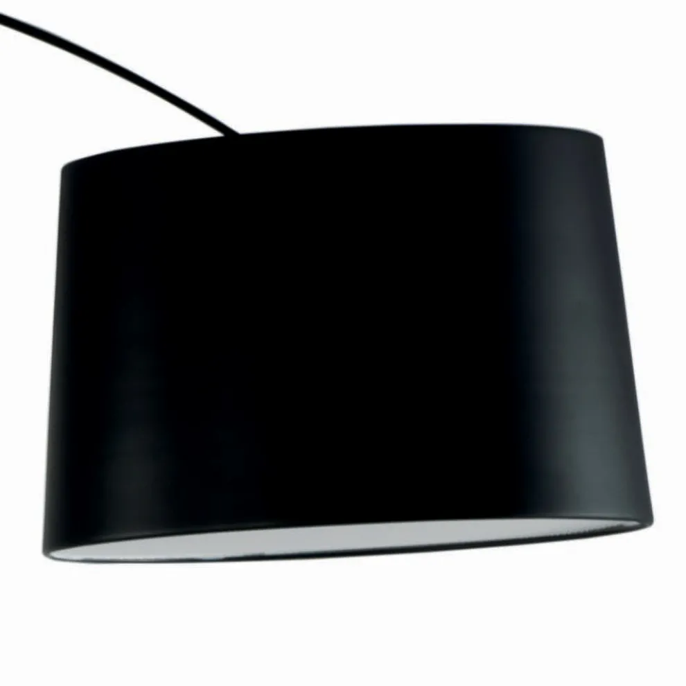 Stehlampe mit schwarzem Carbon-Stiel, hergestellt in Italien – Terni