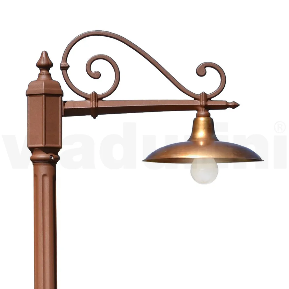 Straßenlampe im Vintage-Stil aus Corten-Aluminium und Messing, hergestellt in Italien – Adela
