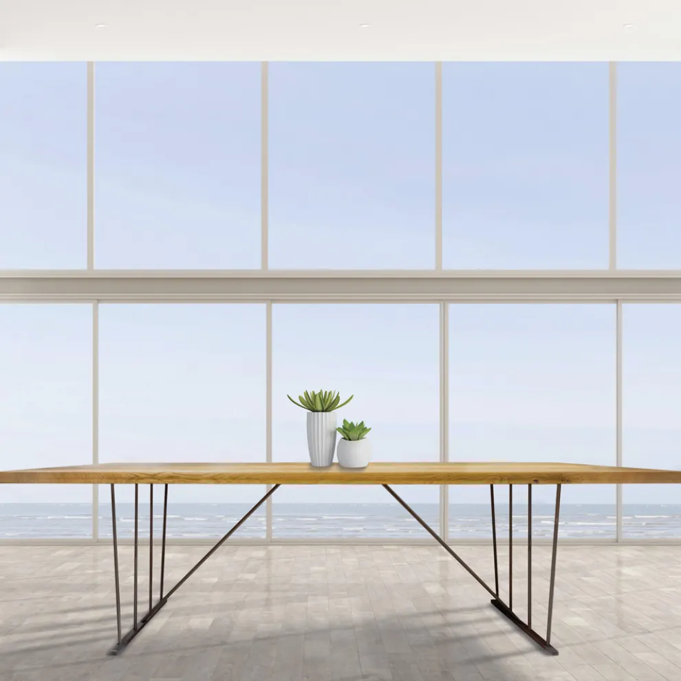 Tisch aus furnierter Eiche und Metallbeine Made in Italy - Consuelo