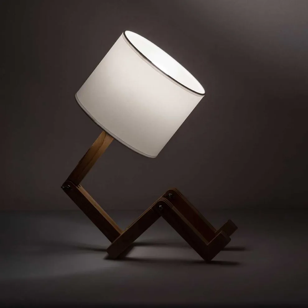 Tischlampe aus Naturholz mit Lampenschirm aus weißem - blauem Leinen