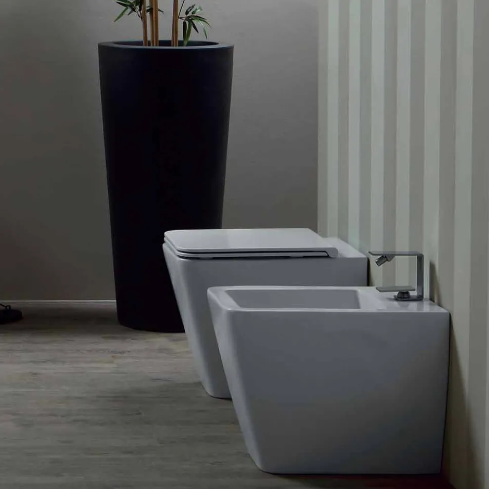 Toilettenschüssel aus weißer Keramik modernes Design Sun Square Italy