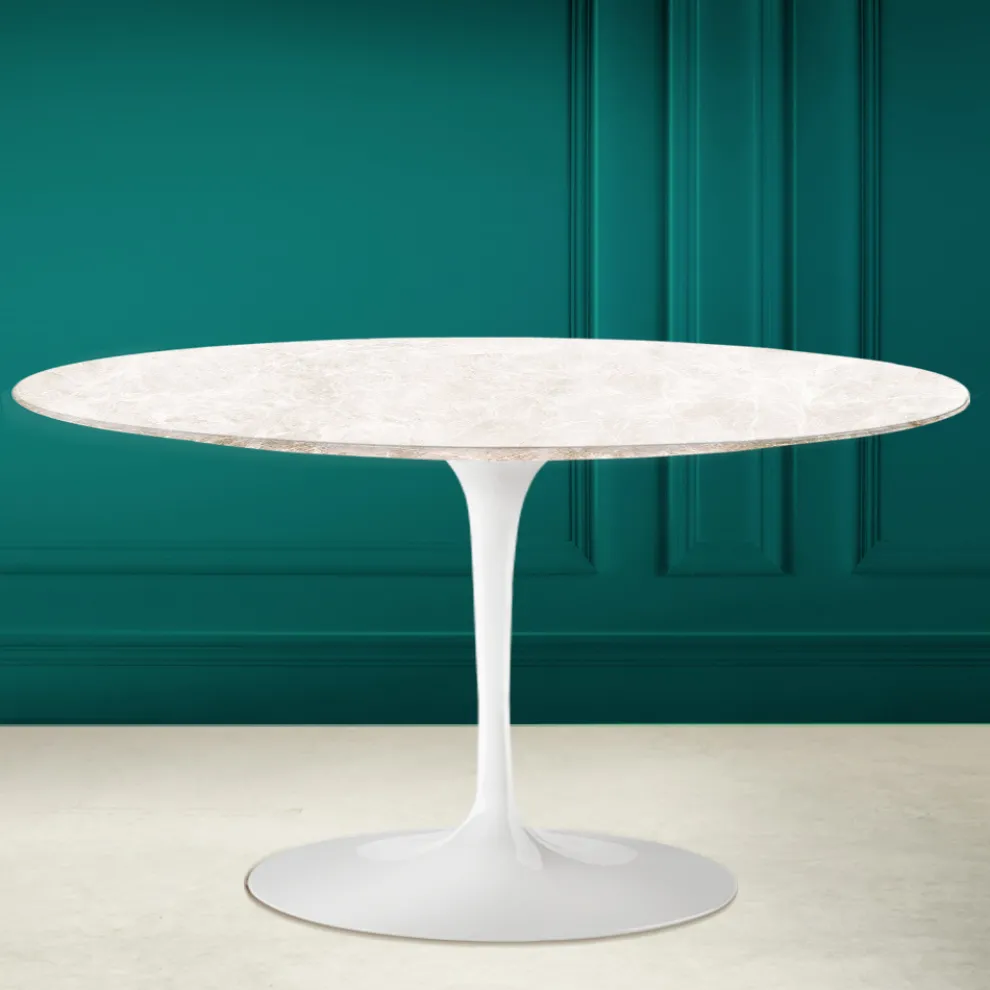Tulip Eero Saarinen H 41 Ovaler Couchtisch aus Diamantcreme-Keramik, hergestellt in Italien – Scarlet