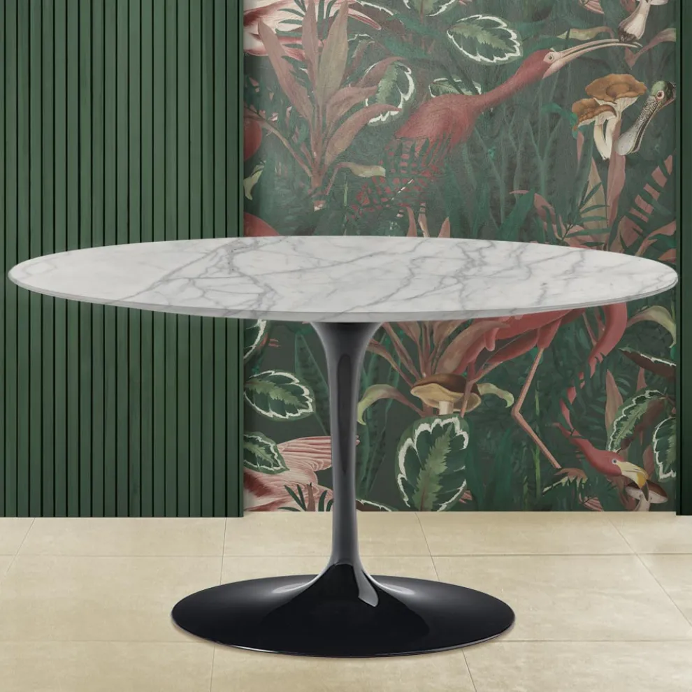 Tulip Saarinen H 41 Couchtisch aus Carrara-Marmor Statuarietto, hergestellt in Italien – Scarlet
