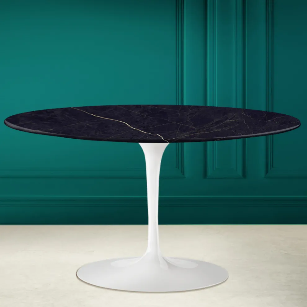 Tulip Saarinen H 41 Ovaler Couchtisch mit Noir Laurent Keramikplatte – Scarlet