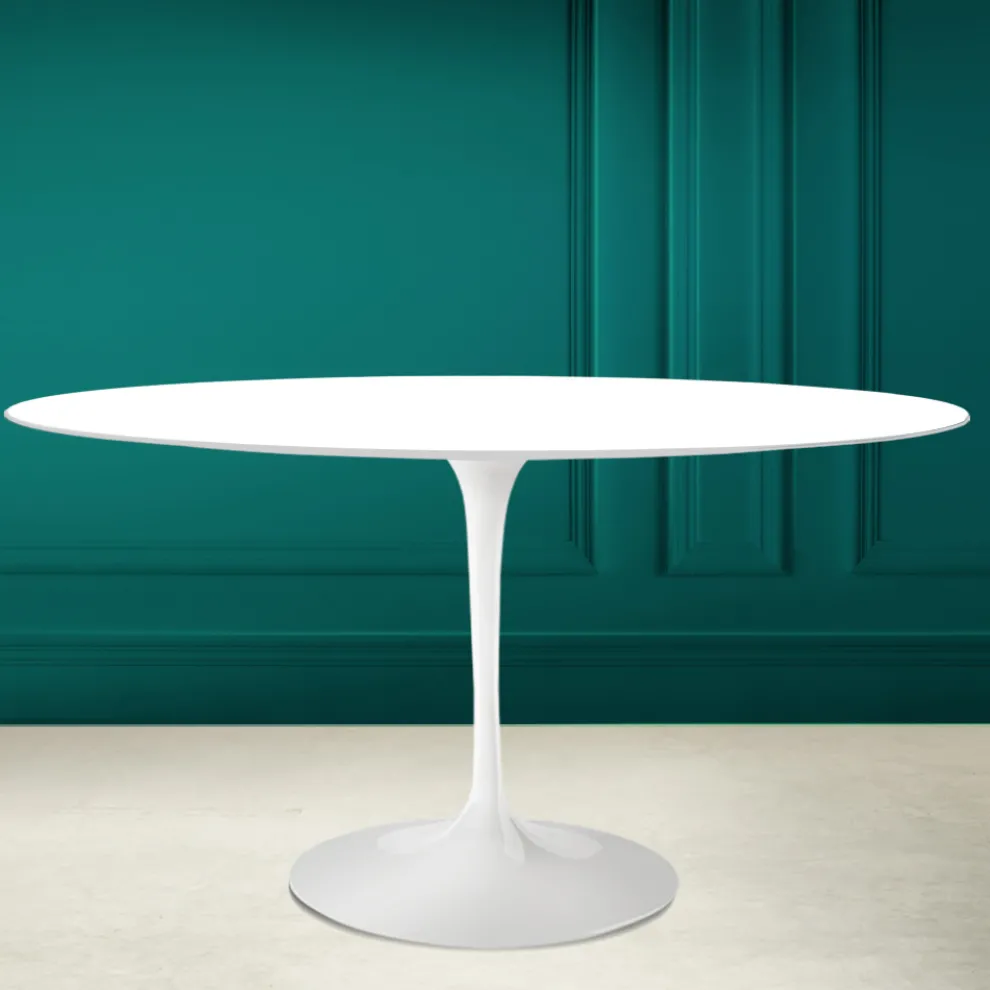 Tulpentisch Eero Saarinen H 74 Oval in absolut weißer Keramik Made in Italy - Scharlachrot