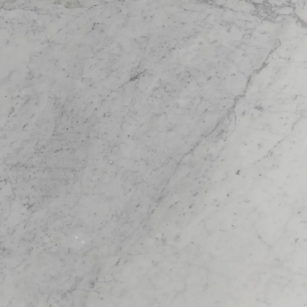 Tulpentisch Saarinen H 74 mit ovaler Platte aus Carrara-Marmor Made in Italy - Scharlachrot