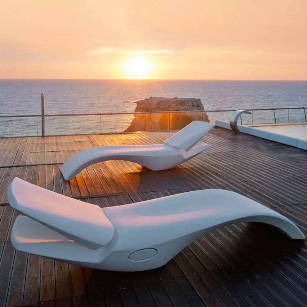 Entwerfen Sie Chaise Longue Garden Lounger aus weißem Kunststoff - Zoe von Mayyour