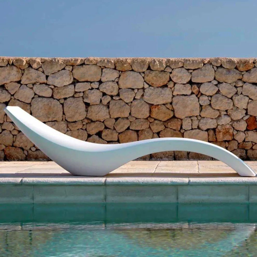 Modernes Design Chaiselongue aus farbigem Polyethylen - Cloe von Myyour