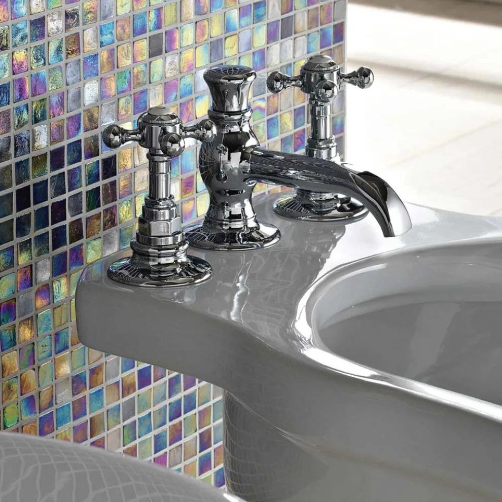 Vintage Bidetarmaturen aus Vintage Messing mit 3 Löchern Made in Italy - Elisea