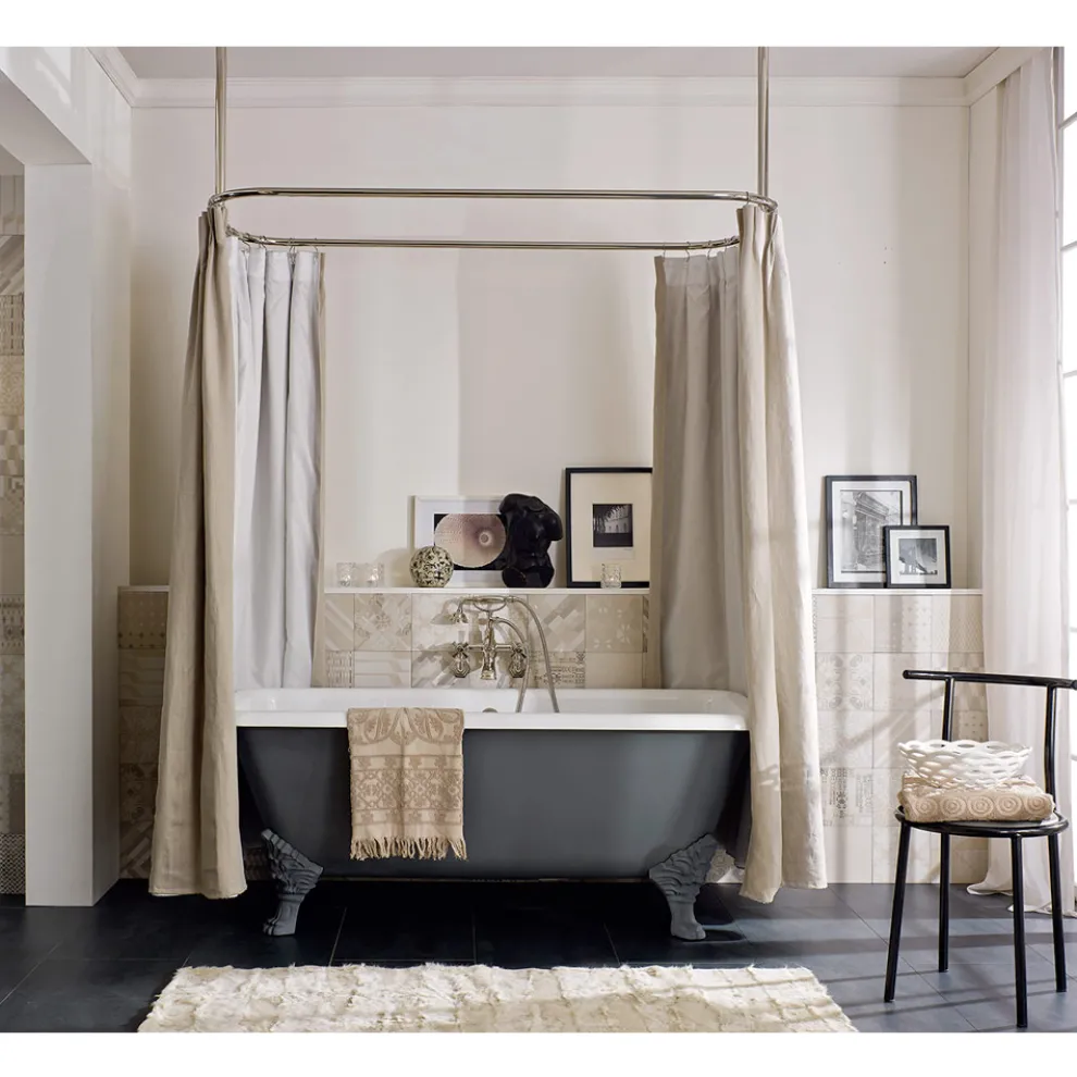 Vintage freistehende Badewanne mit Füßen, aus Gusseisen - Nausica