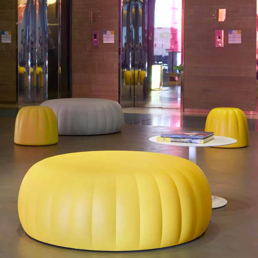 Weicher, farbiger Sitzpuff Slide Gelee aus Polyurethan, hergestellt in Italien