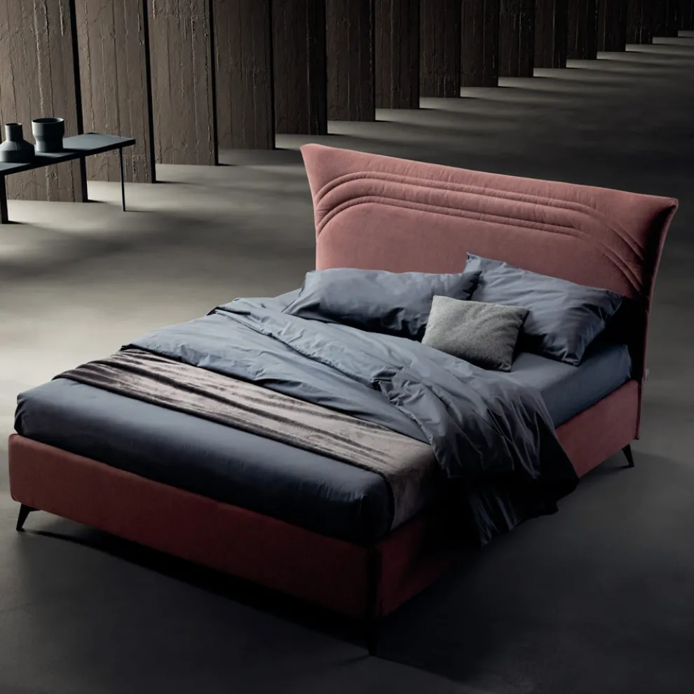 Doppelbett 160x190 mit geschwungenen Linien und doppeltem Steppband - Gioie