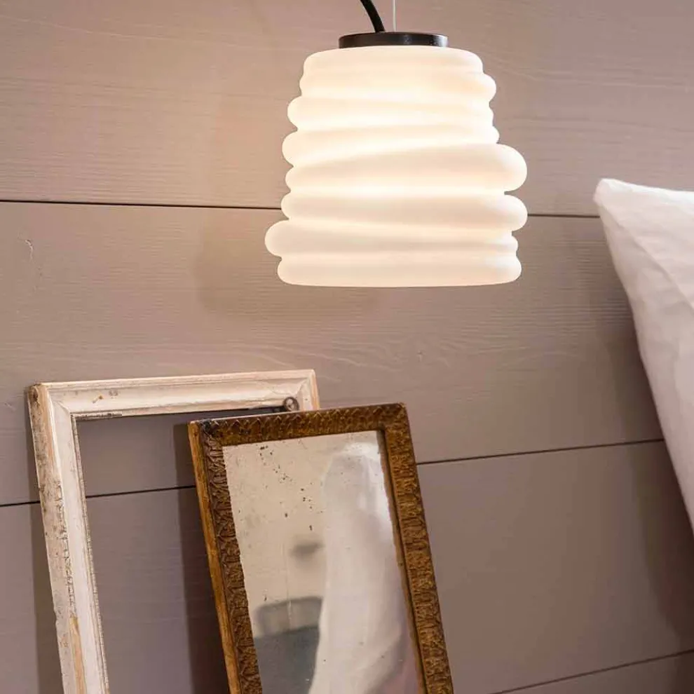 Wohnzimmer-Hängelampe aus weißem Satinglas 3 Dimensionen - weich