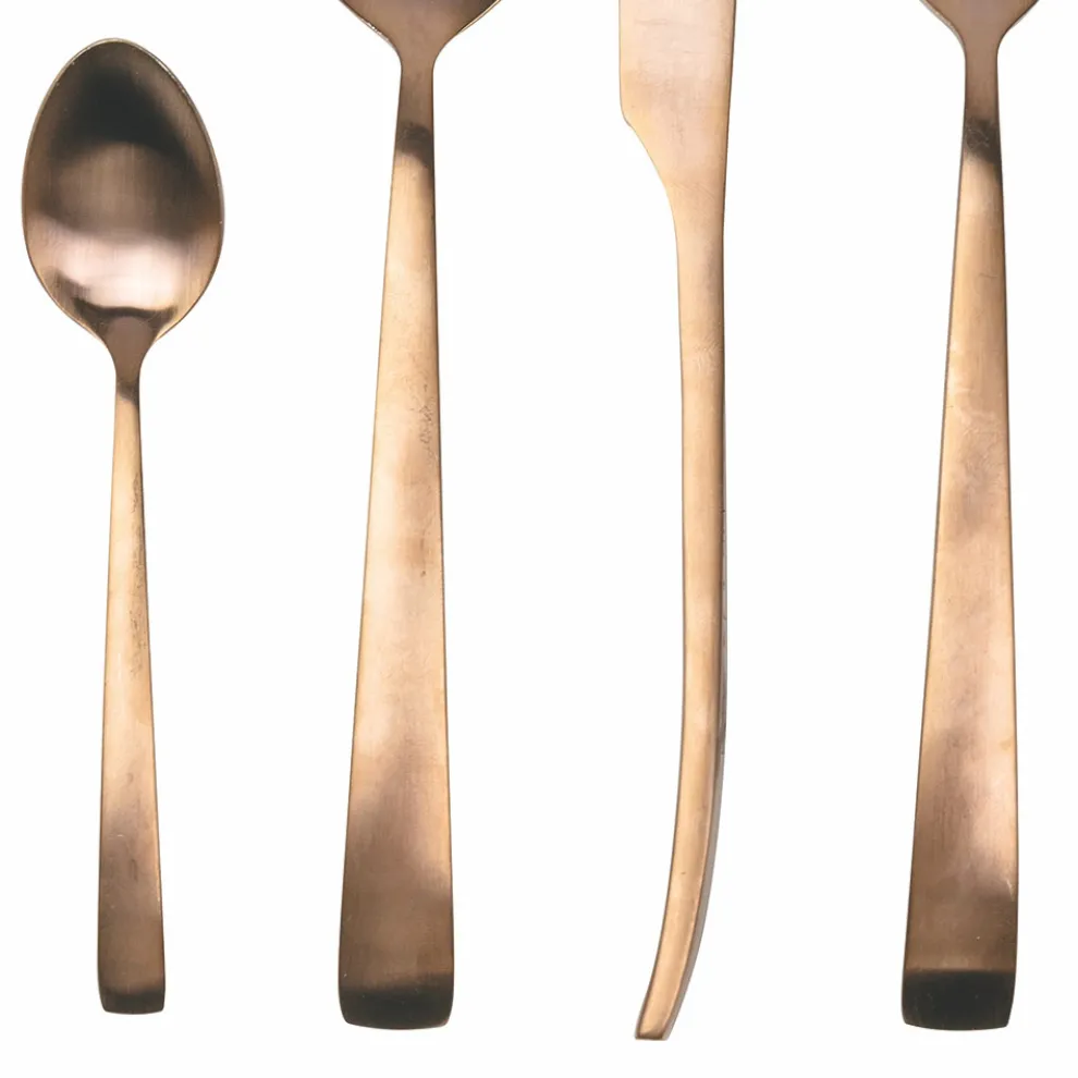 24-teiliges Besteckset aus mattem Stahl in Silber, Gold oder Kupfer - Borough