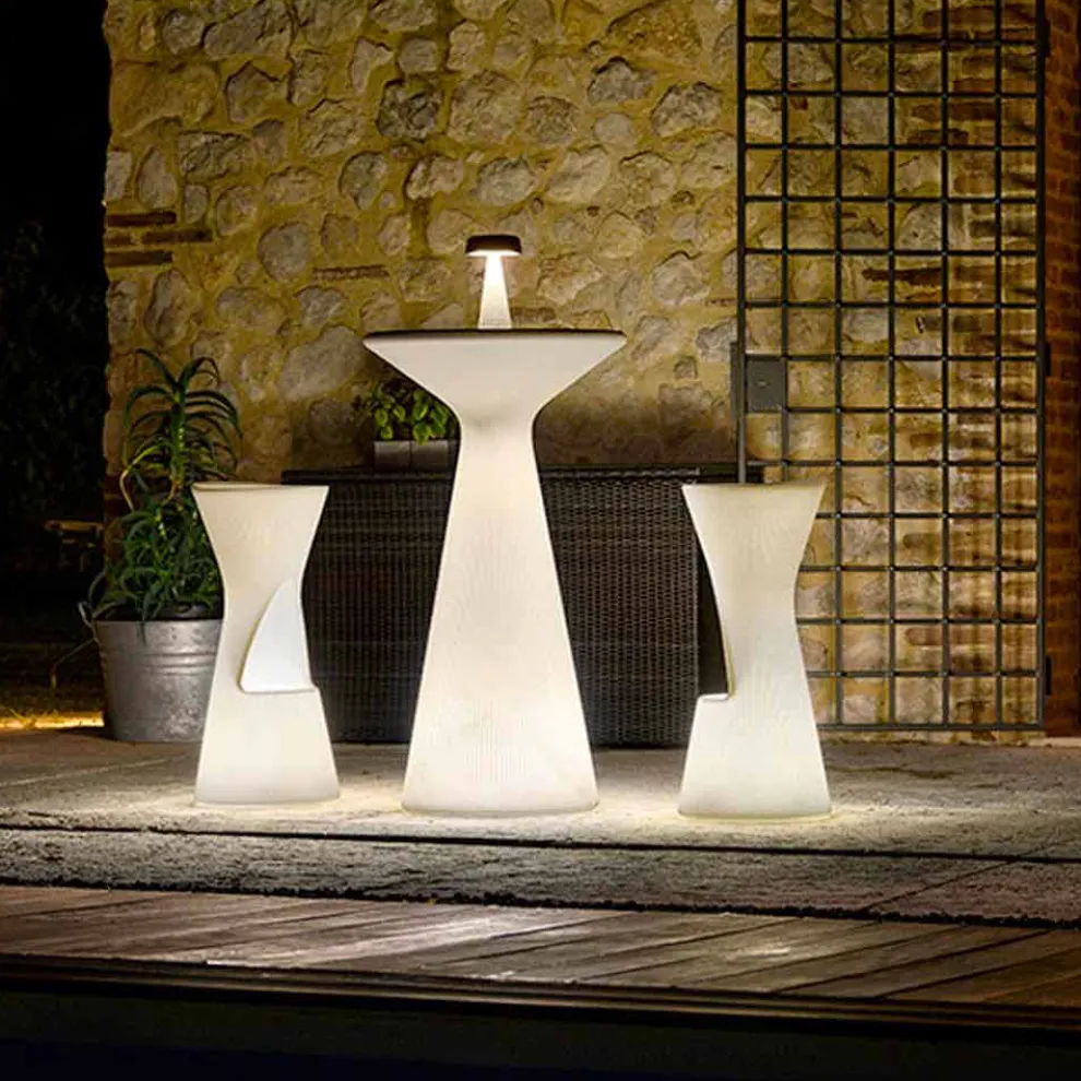 Leuchtender Außenhocker aus Polyethylen mit LED Made in Italy - Desmond