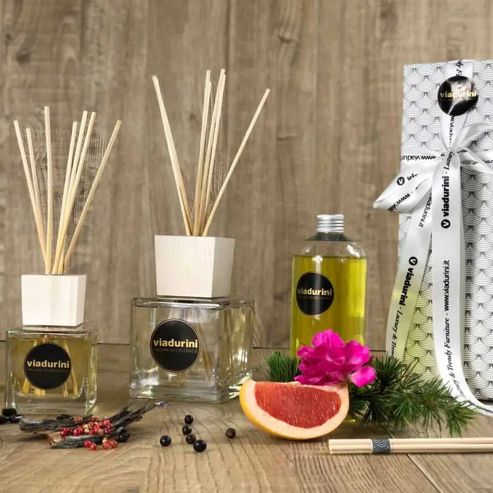 Raumduft Oud Wood 2.5 Lt mit Stäbchen - Ventodisardegna